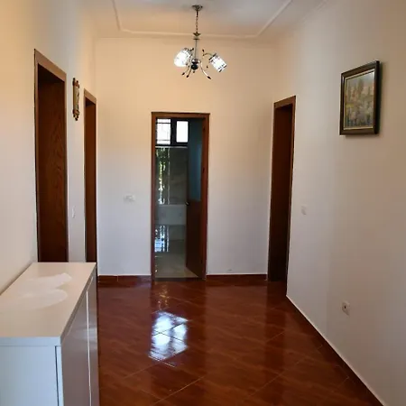 Prázdninový dům Rrozhani Mabe